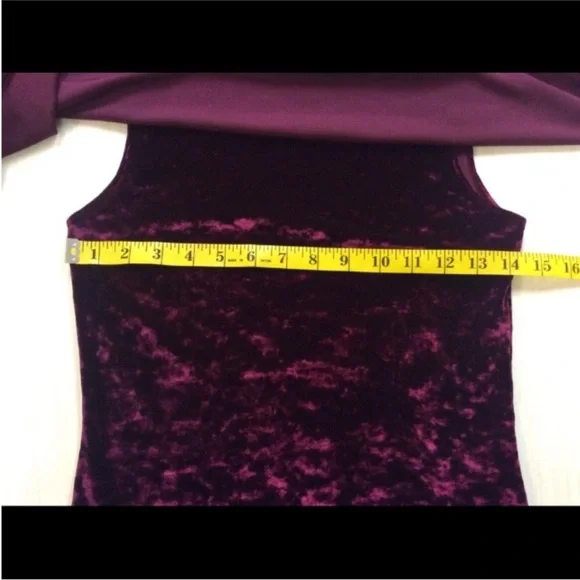 KARLA KAY STEEN Elegant and Luxurious VELVET-LIKE Blouse Size MEDIUM - Picture 7 of 11
